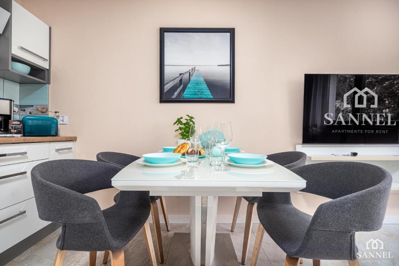 Apartament Lazure Przy Lesie-Sloneczne Tarasy Dziwnowek-Sannel Apartments For Rent Esterno foto