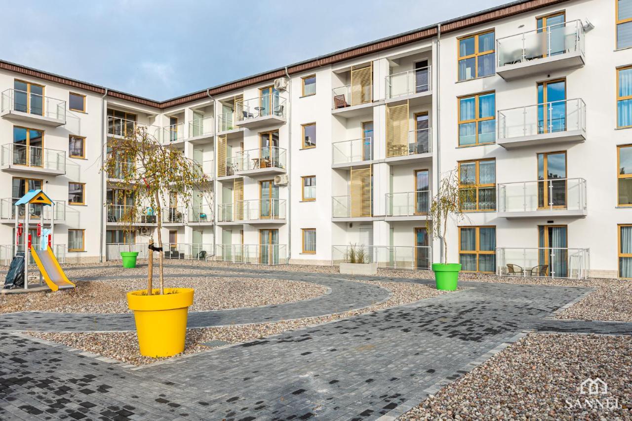 Apartament Lazure Przy Lesie-Sloneczne Tarasy Dziwnowek-Sannel Apartments For Rent Esterno foto